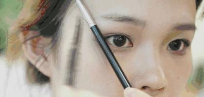 不需要早起一个小时，十分钟就能化个精致出门妆