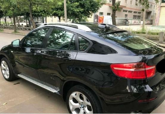 农村小伙买宝马x6汽车,8年的宝马x6可以买吗
