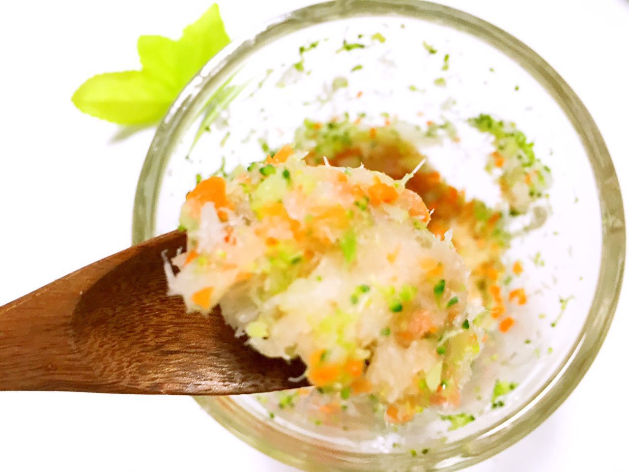 鳕鱼时蔬小嫩糕｜宝宝秋天易生病，补锌增强抵抗力食谱一定要收下