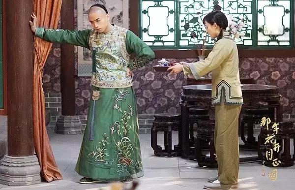 导演丁黑的个人简介,导演丁黑和杨幂合作过么