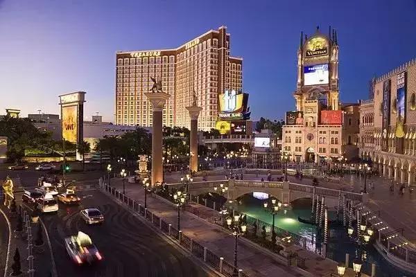 拉斯维加斯！永远无法“说不”的美国不夜城！