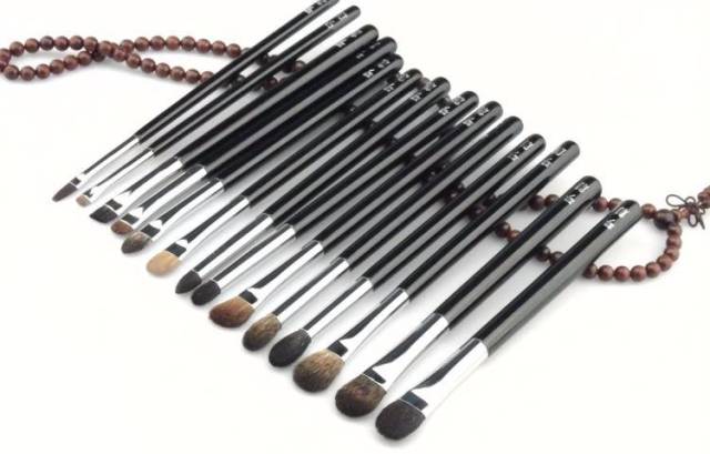 初学者买化妆刷怎么选,化妆刷新手怎么买