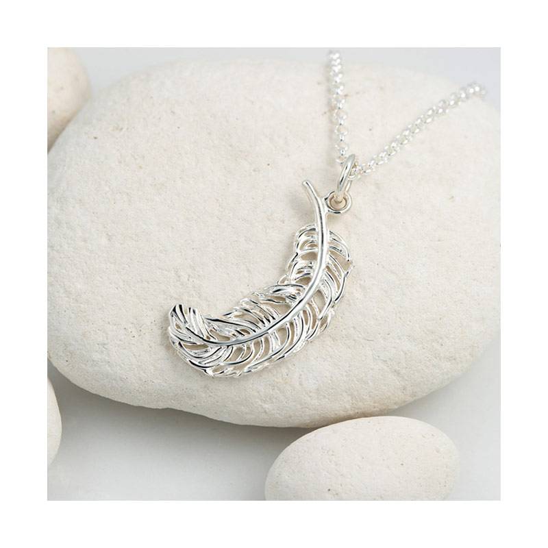 饰品是女人最爱的情人！想跟配饰谈一场不会分手的恋爱