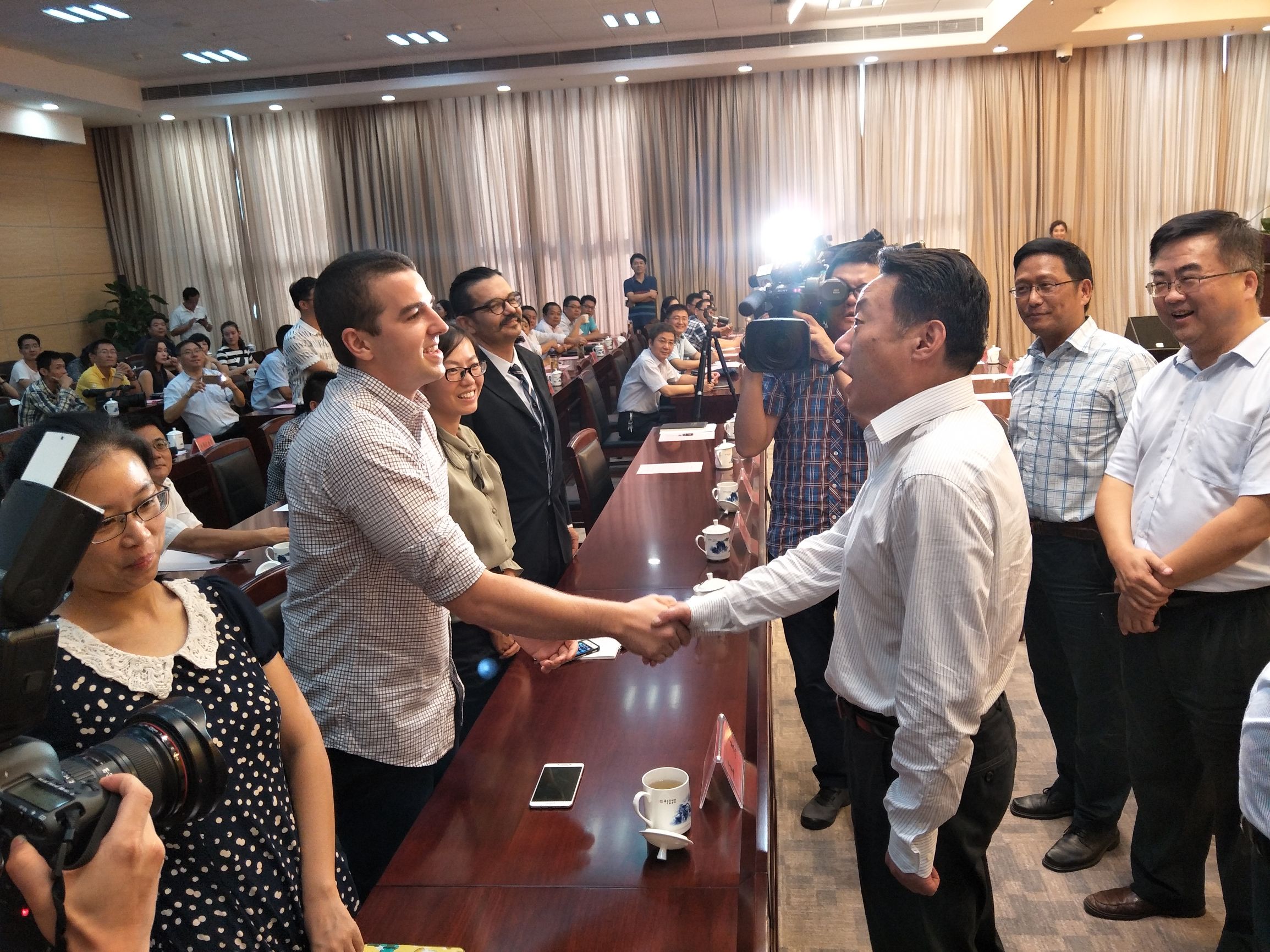 安徽政府新闻发布会,安徽省人民政府新闻办公室发布会