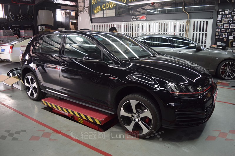 高尔夫7.5代gti19寸轮毂,大众高尔夫7.5代gti改装