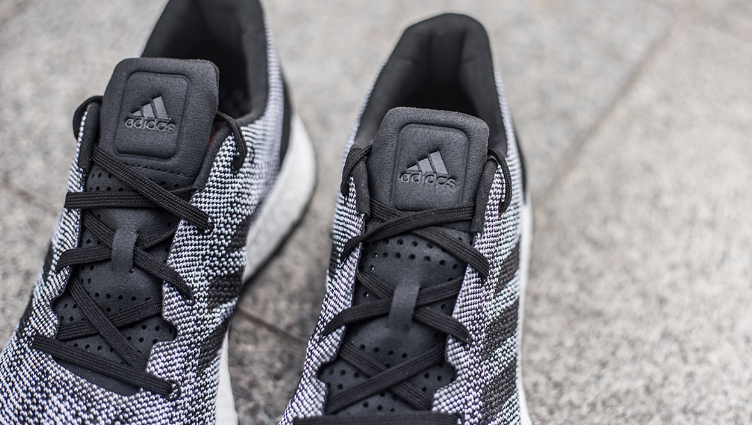 阿迪达斯pureboost有碳板吗,阿迪达斯pureboostdprgrey鞋底
