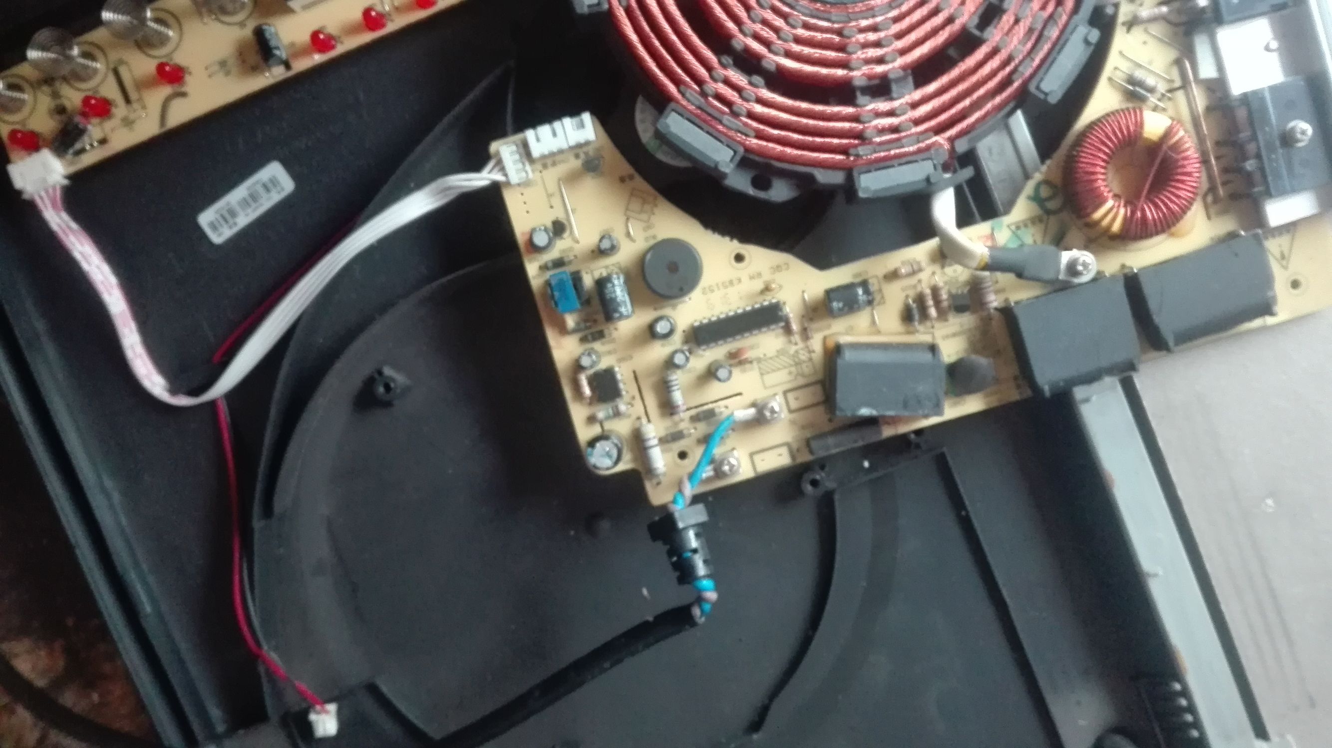 电磁炉烧10分钟自动停止,电磁炉加热几分钟停机怎么修