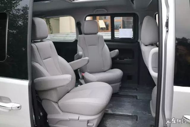 7座最耐用最省油的车5万8元左右,30万左右的7座中大型省油suv