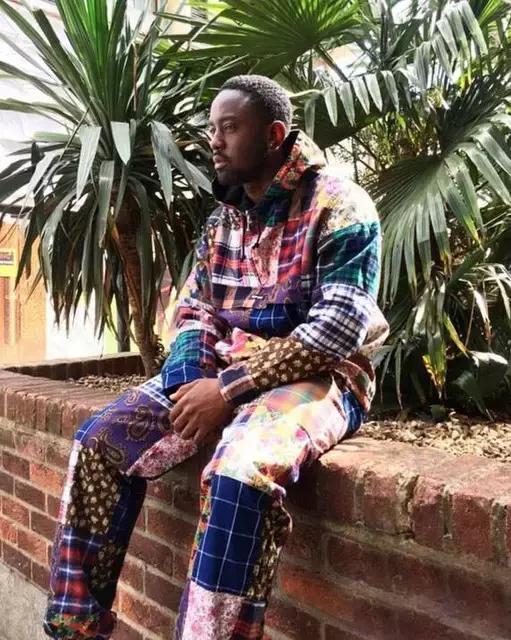 拿出旧格纹衫，秋冬这么搭胜过你买狠货！