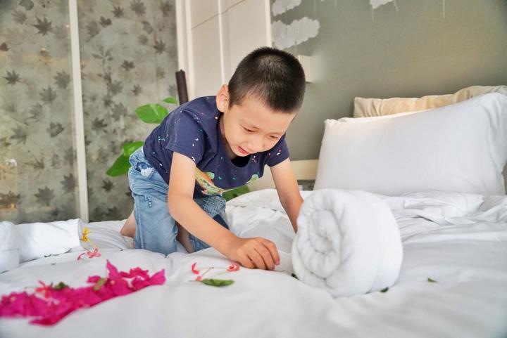 带着宝贝去旅行，遇见三亚遇见海