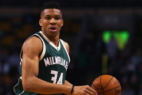 字母哥新秀到现在的蜕变,字母哥新秀赛季集锦天赋尽显