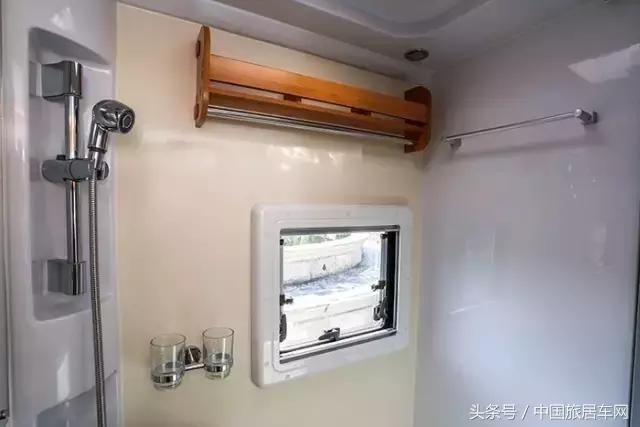 上汽大通maxusrv80型房车原厂,大通rv80b型房车原厂