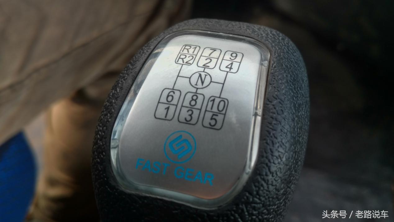 红岩金刚m500自卸车内饰图片,红岩金刚m500自卸车轻量化