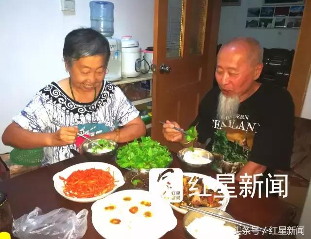 带着患癌的妻子自驾游25年,带着患癌症妻子旅游活十年