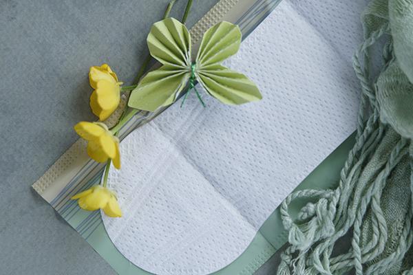 女人一个月来次大姨妈,女人一个月来两次大姨妈痛