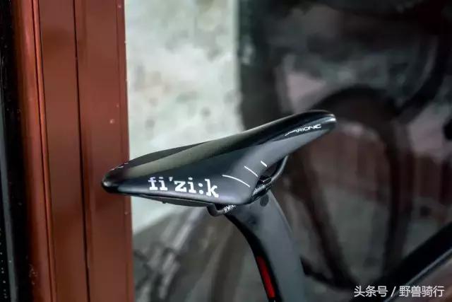 座垫和坐垫区别,买什么材质的坐垫坐着舒服