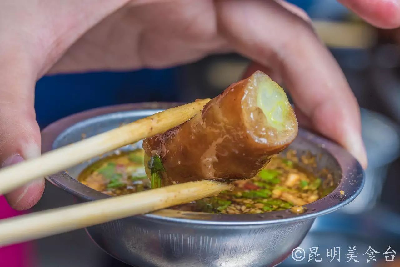 昆明每天蘸水500份的羊肉馆,昆明排名前十烧烤