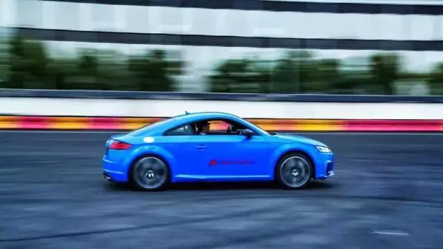 开奥迪是不是很没面子,奥迪有比r8好的车吗