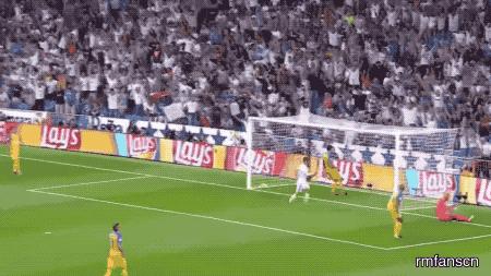 水爷惊献倒钩破门力压C罗一脚定“神锋”！