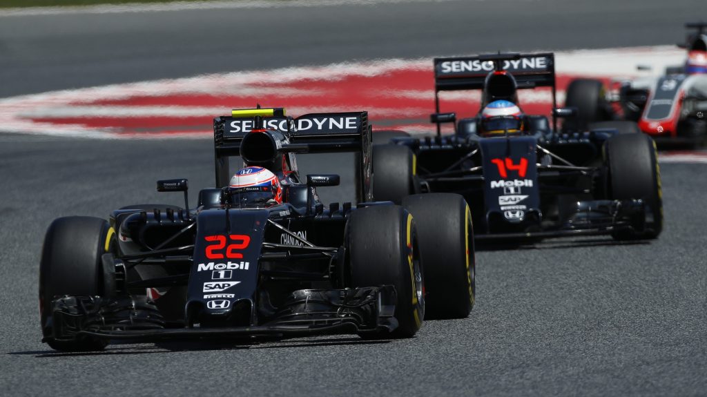 f1车队不能看别人的车,f1车队哪些是不会被退出的