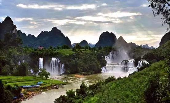 我们在原乡,垂钓一尾活着的暖光|我的原乡与旅郡