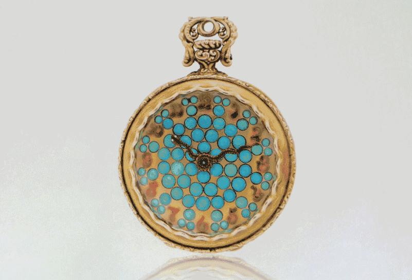 科技大佬喜欢戴啥手表？这位美女出手亮了