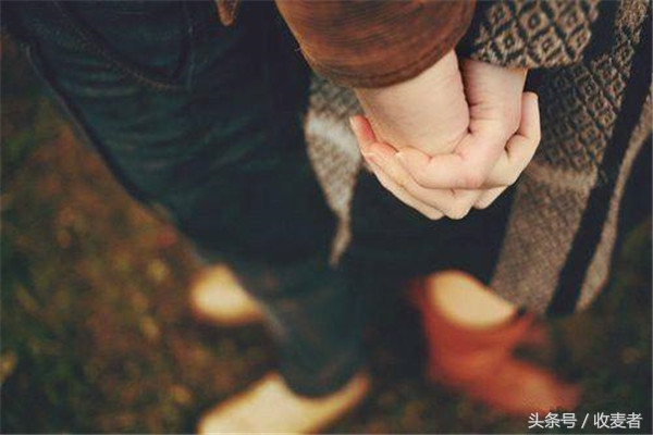 老婆丢下刚满月孩子离家出走,老婆吵架扔下孩子回娘家了