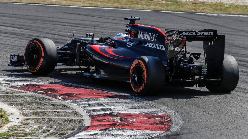 f1车队不能看别人的车,f1车队哪些是不会被退出的