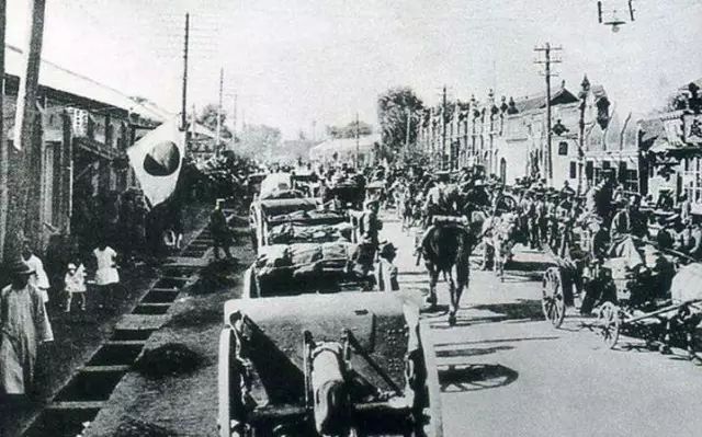 忆闻|被扣上“不抵抗将军”的张学良,究竟懂不懂打仗?