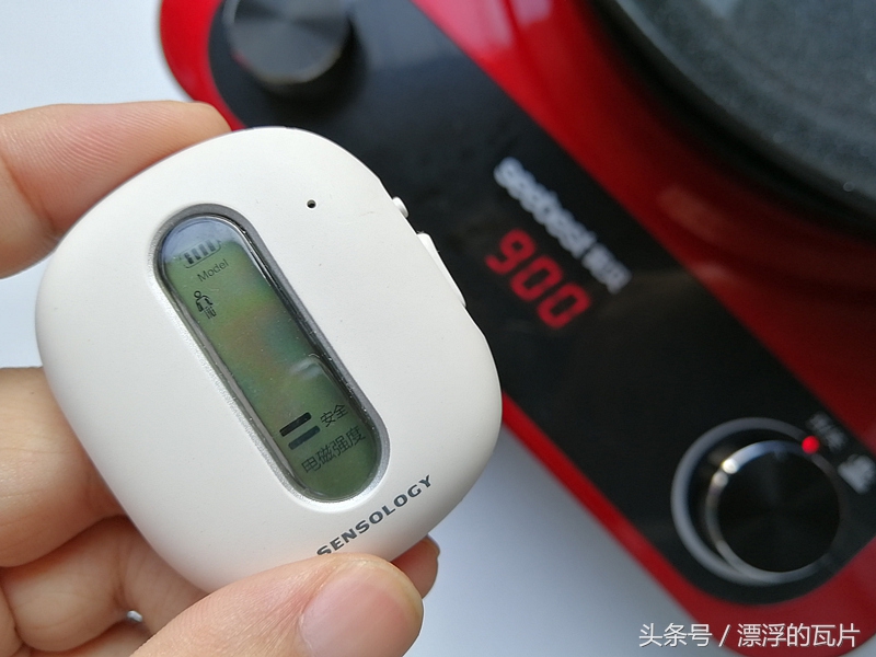 老式电磁炉用一般的锅炒菜会糊吗,电磁炉out2烧了