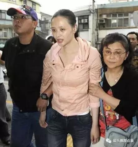 这些明星为什么非要爱上这一口呢，真是不作死不会死啊