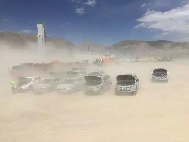 1.5吨的车百公里油耗是多少钱,自重1.5吨轿车油耗一般是多少