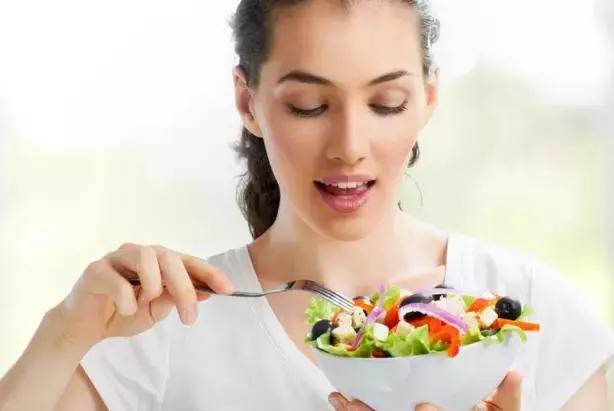 胃痛胃酸胃胀吃什么中药调理,胃痛胃酸胃胀老中医一招理气