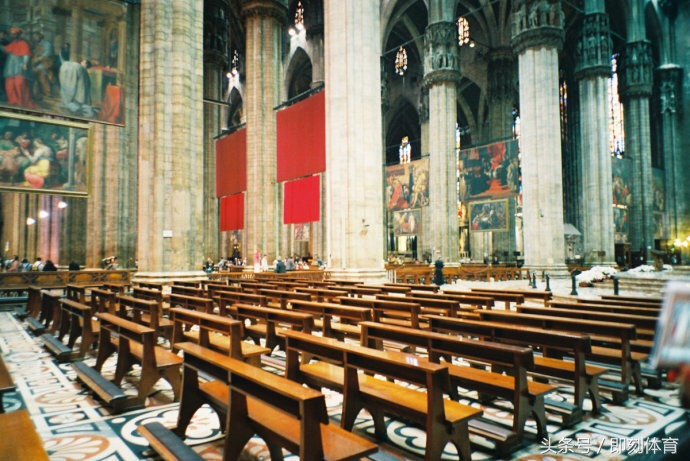 足球第一视角国际米兰,足球周刊最新一期国际米兰