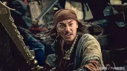 他被称为TVB的女人汤丸却在《使徒行者2》中一集就领盒饭