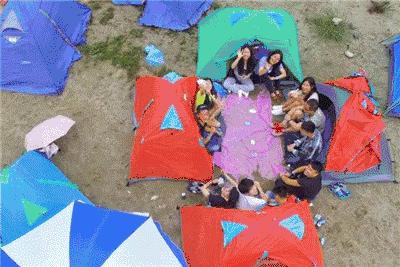 四川旅游一条很直的公路,四川唯一一条有路灯的高速公路