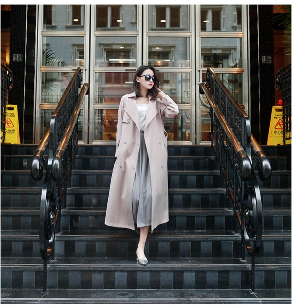 粉色毛呢大衣配什么颜色裤子好看,粉色衬衫搭配什么颜色的裤子好看