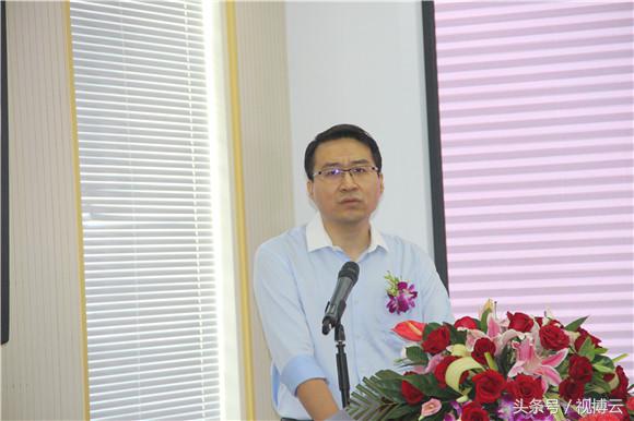 vr进入未来世界,vr技术将颠覆衣食住行