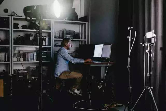 窥探世界顶级闪光灯背后的故事(内有成吨福利!)