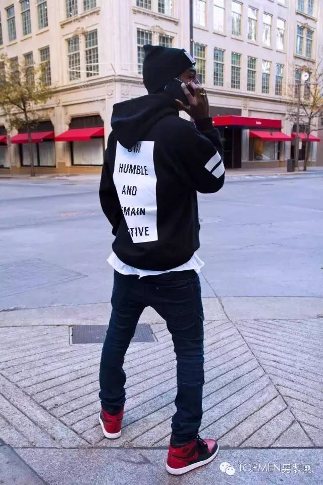 管你花枝招展，我却独爱黑白