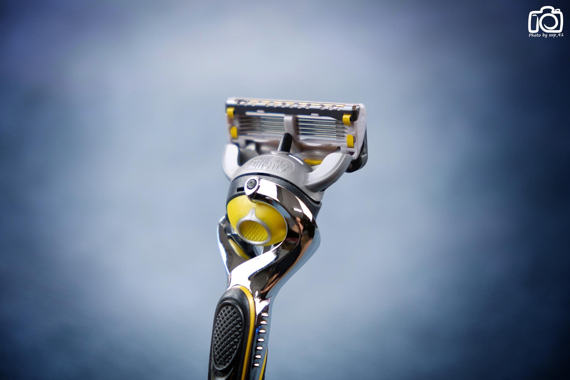 吉列锋隐剃须刀效果,男人需要一台自动剃须刀