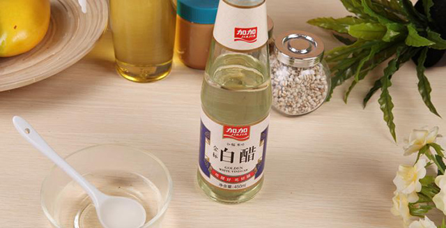 去除家里的烟臭和酒臭,白醋洒了一屋子怎么除味