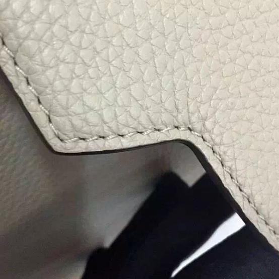 鉴定真假攻略LVCapucines手袋