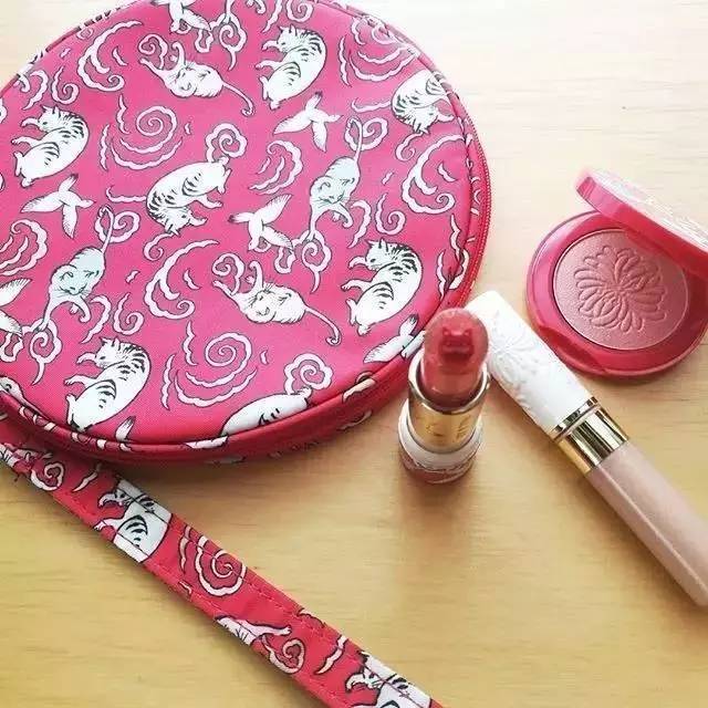 哪个牌子的圣诞限量款好,各个品牌的圣诞限定翻车