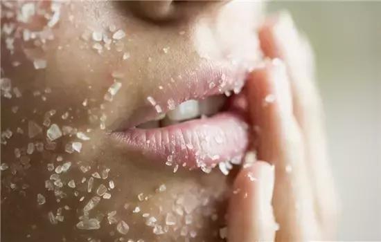 继续用这些,你的脸一定会变得很惨~