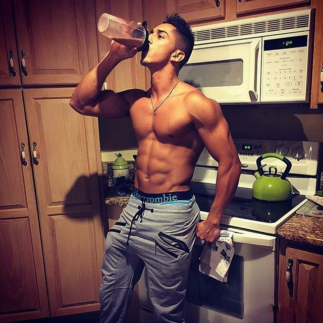 给我一桶蛋*粉白**我也能练出来！——老姜的补剂课堂之蛋*粉白**篇