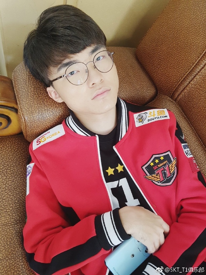 skt新队服效果,skt最好看的队服