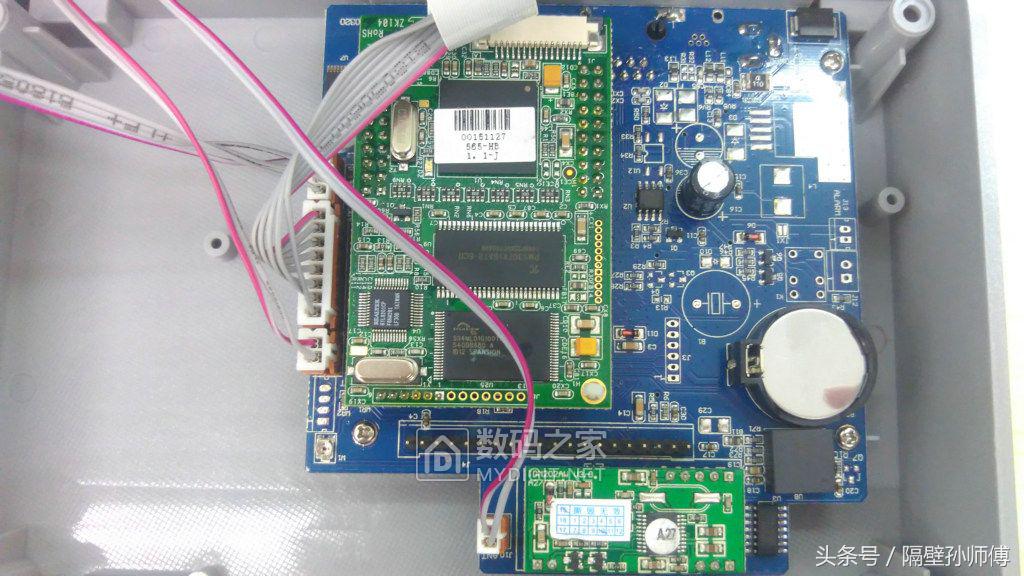 插卡考勤机拆解,无聊拆机视频