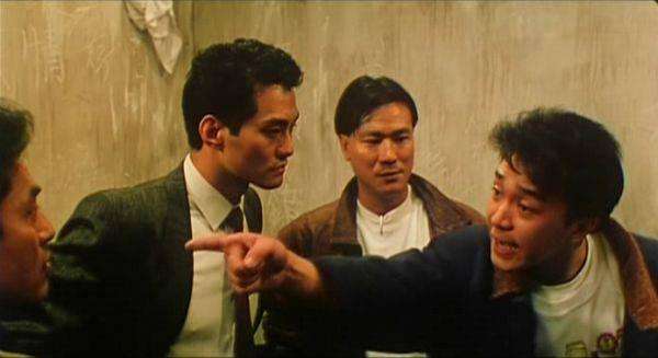 七年内周星驰帮他赚了三亿却只拿七十万，可他却说周星驰像条狗？