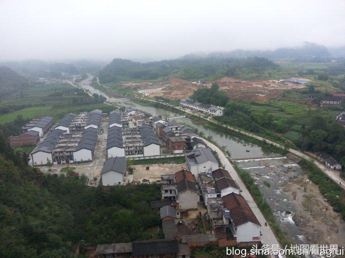 西成高铁沿线旅游,川西北高铁沿线旅游景点